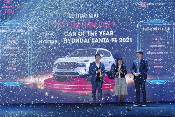 Giải thưởng ''Ôtô của năm'' gọi tên Hyundai Santa Fe