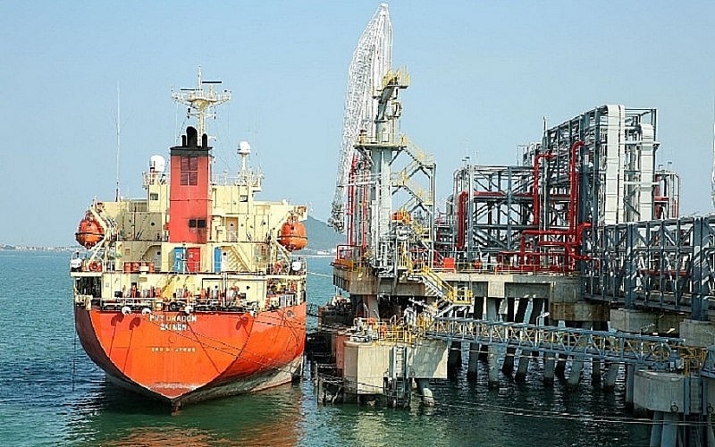 Thanh Hóa: Cảng Nghi Sơn đón 11 tàu ''xông đất'' Tết Nguyên đán Quý Mão