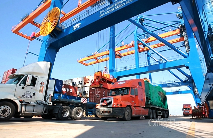 Kim ngạch xuất nhập khẩu hàng hóa giảm tốc trong nửa đầu tháng 5