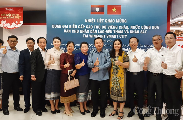 Đoàn đại biểu cấp cao Thủ đô Viêng Chăn khảo sát thực tế siêu thị tại Hà Nội
