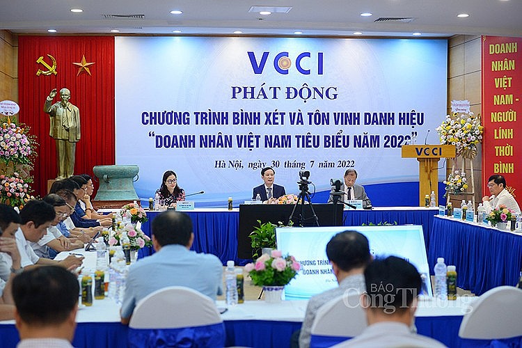 Nhiều đổi mới về tiêu chí bình chọn danh hiệu ''Doanh nhân Việt Nam tiêu biểu'' năm 2022