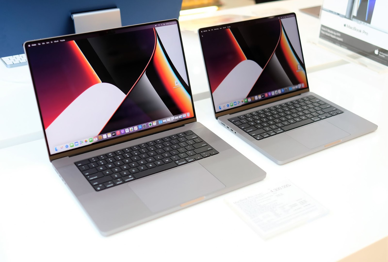 Chính thức bán Macbook Pro 14 inch 2021 tại Việt Nam
