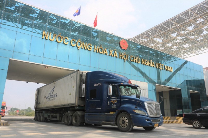 Quảng Ninh: Lượng hàng hóa xuất nhập khẩu qua cửa khẩu Móng Cái tăng mạnh