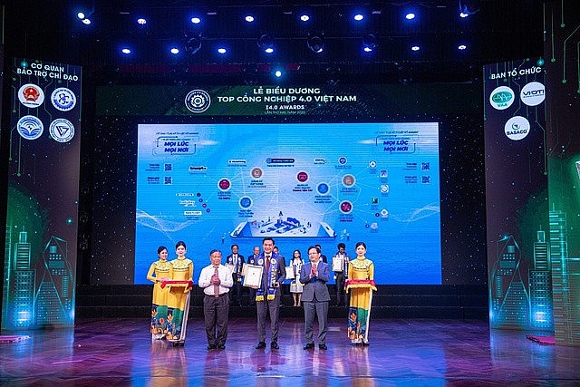 Amway Việt Nam vinh dự nhận Giải thưởng Top Công nghiệp 4.0 Việt Nam - I4.0 Awards