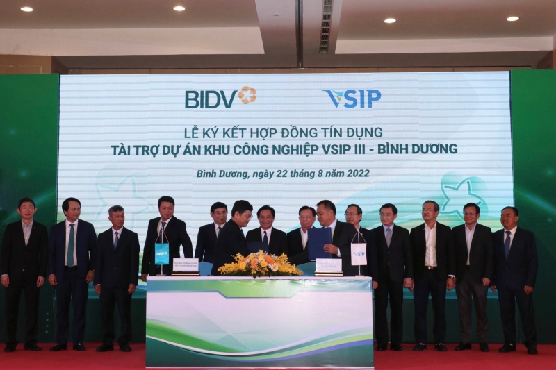 BIDV và VSIP ký kết Hợp đồng tín dụng tài trợ dự án đầu tư xây dựng Khu công nghiệp VSIP III – Bình Dương