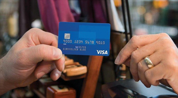 Cảnh báo thủ đoạn giả mạo nhân viên ngân hàng mời rút tiền từ thẻ tín dụng