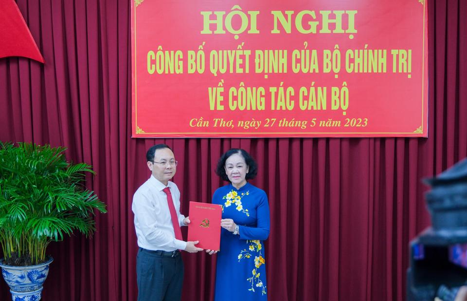 Ông Nguyễn Văn Hiếu được điều động giữ chức Bí thư Thành ủy Cần Thơ