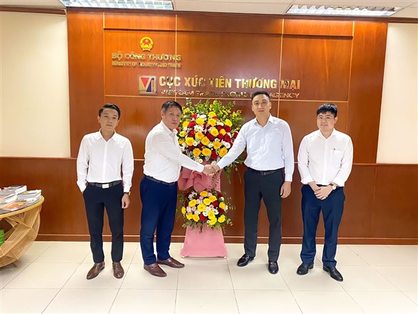 Thị trường Việt Nam chúc mừng Cục XTTM - Bộ Công Thương nhân dịp 21 năm ngày thành lập 
